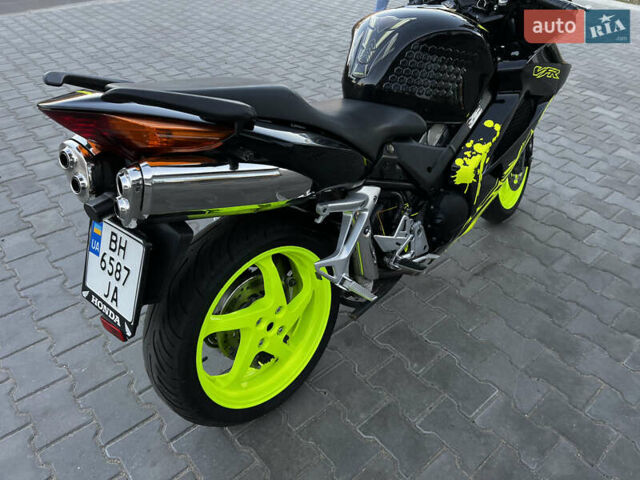 Чорний Хонда VFR 800F Interceptor, об'ємом двигуна 0.78 л та пробігом 60 тис. км за 4500 $, фото 13 на Automoto.ua