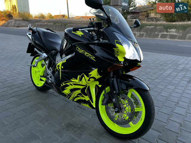 Чорний Хонда VFR 800F Interceptor, об'ємом двигуна 0.78 л та пробігом 60 тис. км за 4500 $, фото 7 на Automoto.ua