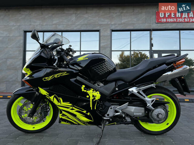 Чорний Хонда VFR 800F Interceptor, об'ємом двигуна 0.78 л та пробігом 60 тис. км за 4500 $, фото 17 на Automoto.ua