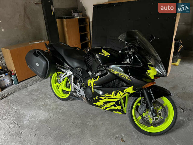 Чорний Хонда VFR 800F Interceptor, об'ємом двигуна 0.78 л та пробігом 60 тис. км за 4500 $, фото 20 на Automoto.ua