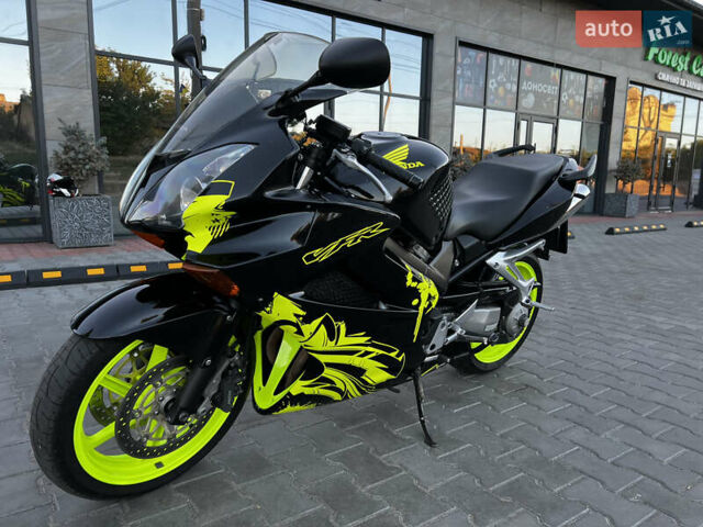 Чорний Хонда VFR 800F Interceptor, об'ємом двигуна 0.78 л та пробігом 60 тис. км за 4500 $, фото 10 на Automoto.ua