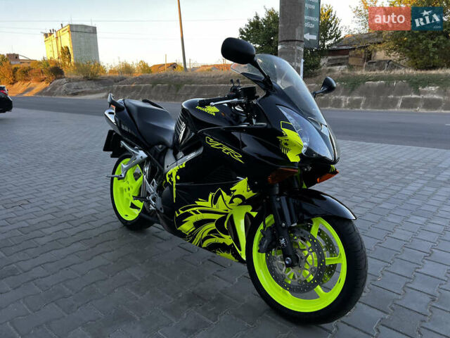 Чорний Хонда VFR 800F Interceptor, об'ємом двигуна 0.78 л та пробігом 60 тис. км за 4500 $, фото 3 на Automoto.ua