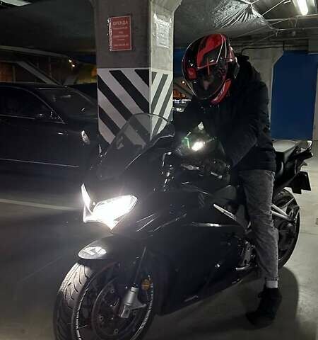 Чорний Хонда VFR 800F Interceptor, об'ємом двигуна 0.8 л та пробігом 43 тис. км за 7800 $, фото 4 на Automoto.ua