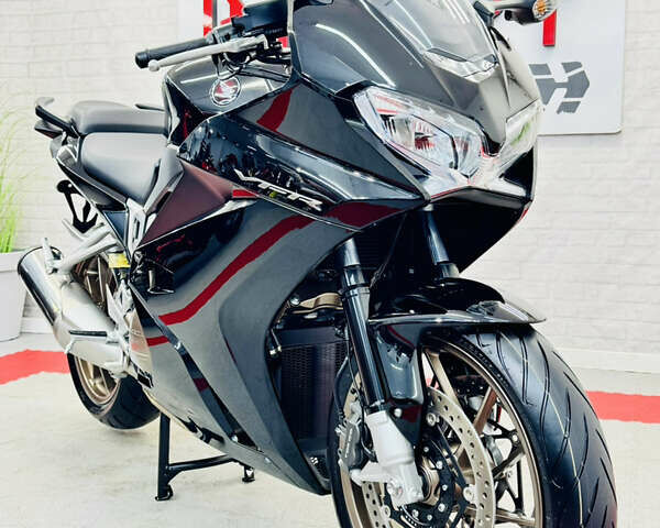 Чорний Хонда VFR 800F Interceptor, об'ємом двигуна 0.8 л та пробігом 1 тис. км за 10500 $, фото 2 на Automoto.ua