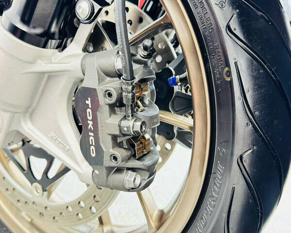 Чорний Хонда VFR 800F Interceptor, об'ємом двигуна 0.8 л та пробігом 1 тис. км за 10500 $, фото 16 на Automoto.ua