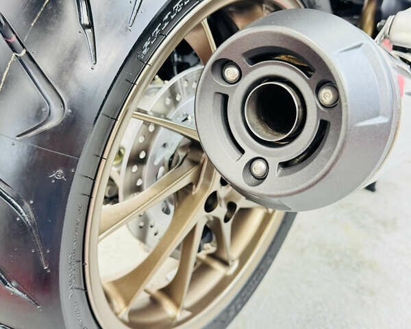 Чорний Хонда VFR 800F Interceptor, об'ємом двигуна 0.8 л та пробігом 1 тис. км за 10500 $, фото 20 на Automoto.ua