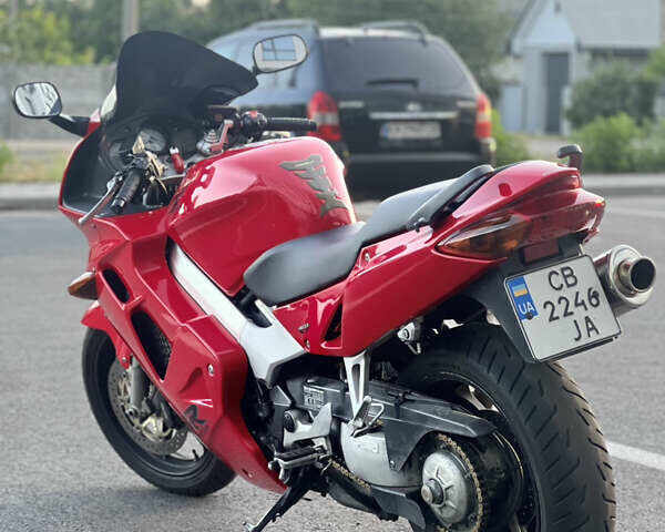 Червоний Хонда VFR 800F Interceptor, об'ємом двигуна 0.8 л та пробігом 51 тис. км за 4500 $, фото 1 на Automoto.ua
