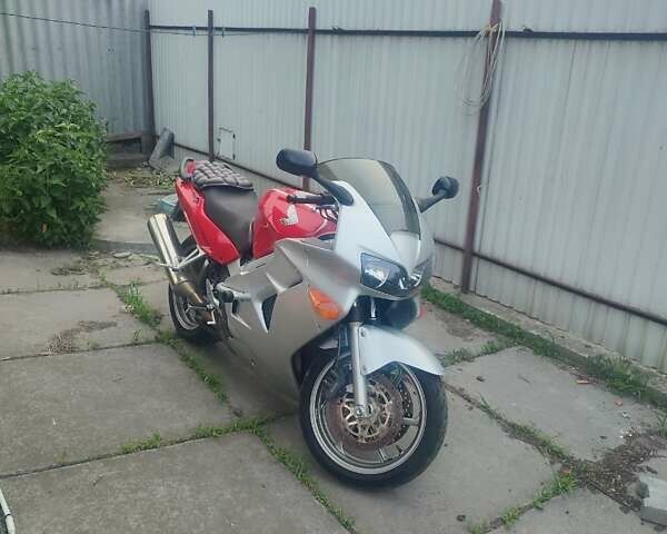 Червоний Хонда VFR 800F Interceptor, об'ємом двигуна 0.78 л та пробігом 36 тис. км за 3900 $, фото 2 на Automoto.ua