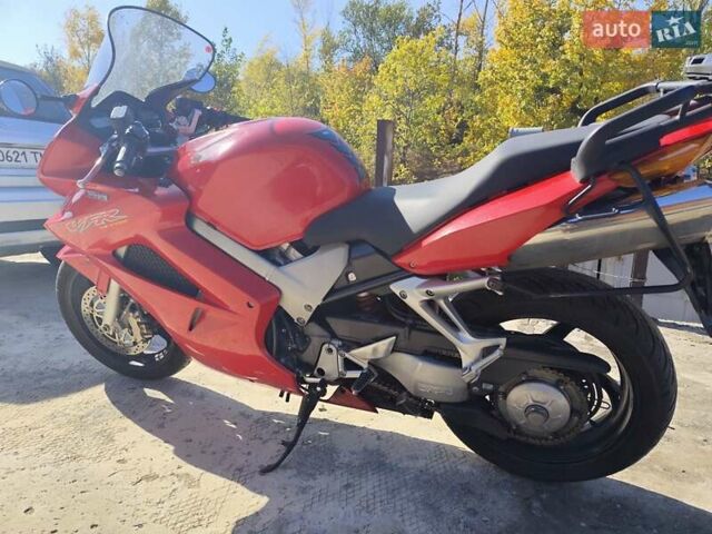 Красный Хонда VFR 800F Interceptor, объемом двигателя 0.78 л и пробегом 54 тыс. км за 5000 $, фото 6 на Automoto.ua