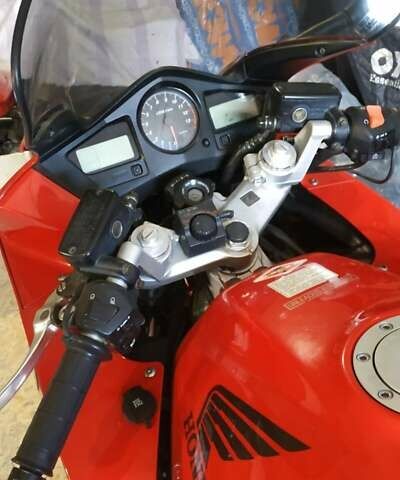 Красный Хонда VFR 800F Interceptor, объемом двигателя 0.78 л и пробегом 54 тыс. км за 5000 $, фото 5 на Automoto.ua