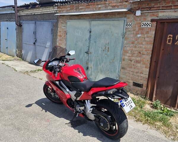 Красный Хонда VFR 800F Interceptor, объемом двигателя 0.8 л и пробегом 42 тыс. км за 8500 $, фото 3 на Automoto.ua
