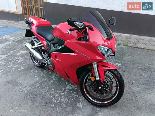 Червоний Хонда VFR 800F Interceptor, об'ємом двигуна 0.8 л та пробігом 15 тис. км за 10900 $, фото 5 на Automoto.ua