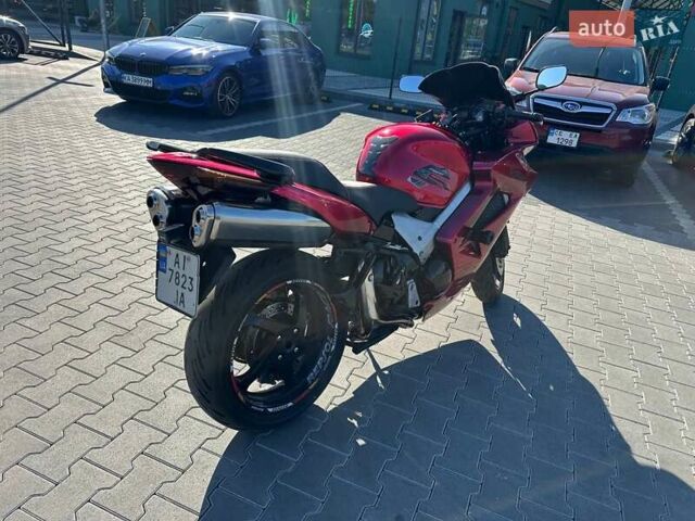 Хонда VFR 800F Interceptor, объемом двигателя 0 л и пробегом 79 тыс. км за 5500 $, фото 4 на Automoto.ua