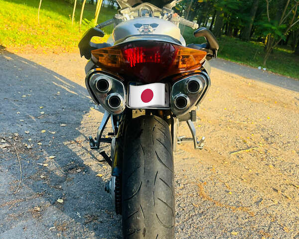 Хонда VFR 800F Interceptor, об'ємом двигуна 0.8 л та пробігом 8 тис. км за 4950 $, фото 20 на Automoto.ua