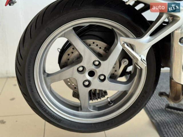 Хонда VFR 800F Interceptor, объемом двигателя 0.8 л и пробегом 60 тыс. км за 5500 $, фото 21 на Automoto.ua