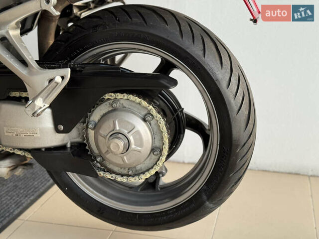 Хонда VFR 800F Interceptor, объемом двигателя 0.8 л и пробегом 60 тыс. км за 5500 $, фото 25 на Automoto.ua