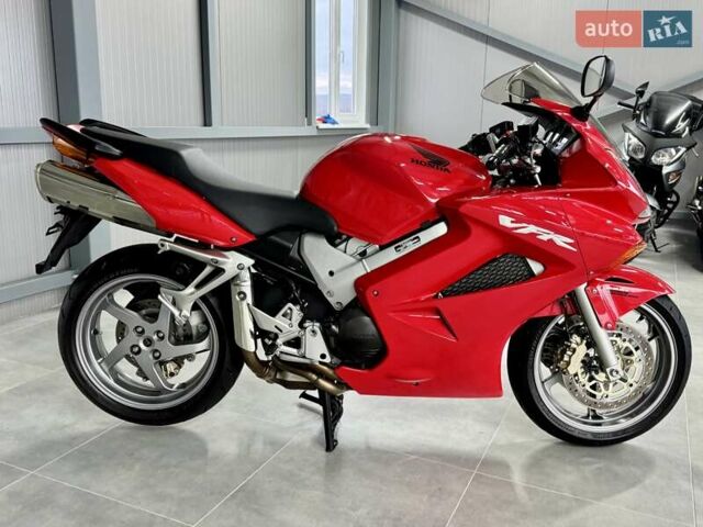 Хонда VFR 800F Interceptor, объемом двигателя 0.8 л и пробегом 17 тыс. км за 6399 $, фото 2 на Automoto.ua