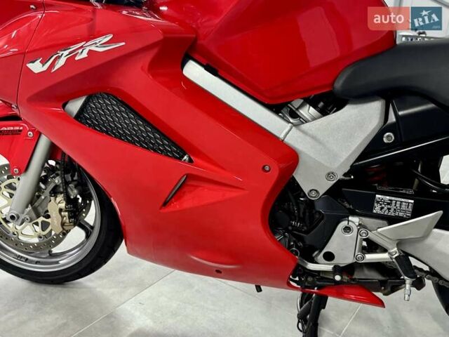 Хонда VFR 800F Interceptor, объемом двигателя 0.8 л и пробегом 17 тыс. км за 6399 $, фото 14 на Automoto.ua