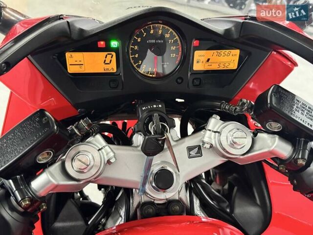 Хонда VFR 800F Interceptor, объемом двигателя 0.8 л и пробегом 17 тыс. км за 6399 $, фото 17 на Automoto.ua