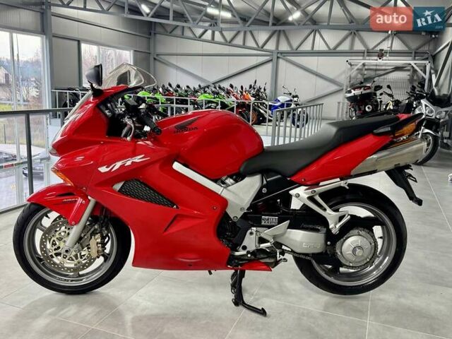 Хонда VFR 800F Interceptor, объемом двигателя 0.8 л и пробегом 17 тыс. км за 6399 $, фото 4 на Automoto.ua