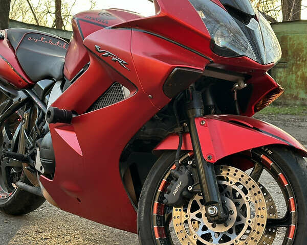 Хонда VFR 800F Interceptor, объемом двигателя 0 л и пробегом 30 тыс. км за 5500 $, фото 7 на Automoto.ua