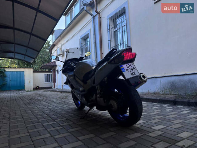 Сірий Хонда VFR 800F Interceptor, об'ємом двигуна 0.8 л та пробігом 74 тис. км за 3400 $, фото 6 на Automoto.ua