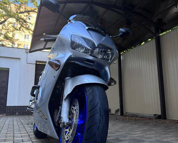 Сірий Хонда VFR 800F Interceptor, об'ємом двигуна 0.8 л та пробігом 74 тис. км за 3400 $, фото 2 на Automoto.ua
