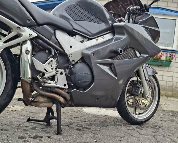 Серый Хонда VFR 800F Interceptor, объемом двигателя 0.8 л и пробегом 65 тыс. км за 4650 $, фото 8 на Automoto.ua