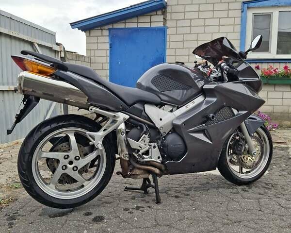 Серый Хонда VFR 800F Interceptor, объемом двигателя 0.8 л и пробегом 65 тыс. км за 4650 $, фото 11 на Automoto.ua