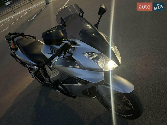 Серый Хонда VFR 800F Interceptor, объемом двигателя 0.78 л и пробегом 61 тыс. км за 4800 $, фото 7 на Automoto.ua