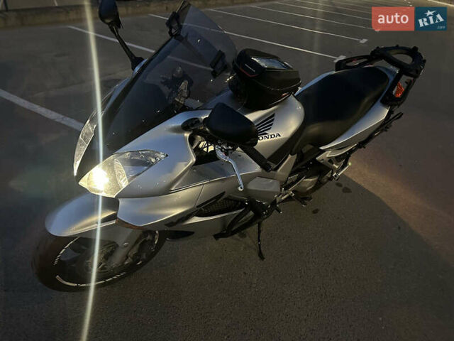Серый Хонда VFR 800F Interceptor, объемом двигателя 0.78 л и пробегом 61 тыс. км за 4800 $, фото 6 на Automoto.ua