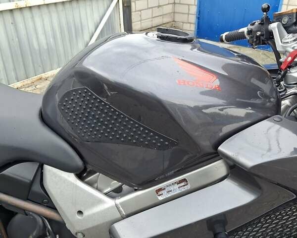 Серый Хонда VFR 800F Interceptor, объемом двигателя 0.8 л и пробегом 65 тыс. км за 4650 $, фото 10 на Automoto.ua