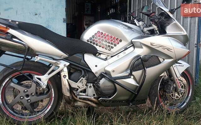 Сірий Хонда VFR 800F Interceptor, об'ємом двигуна 0.78 л та пробігом 48 тис. км за 4850 $, фото 18 на Automoto.ua