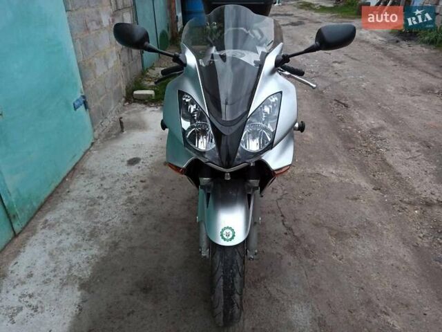 Сірий Хонда VFR 800F Interceptor, об'ємом двигуна 0.78 л та пробігом 48 тис. км за 4850 $, фото 9 на Automoto.ua