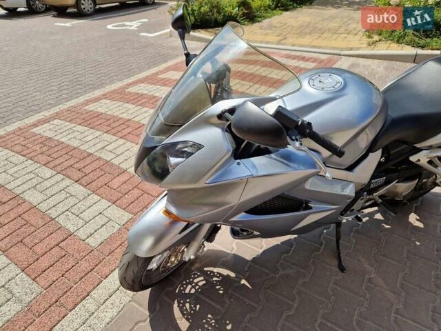 Сірий Хонда VFR 800F Interceptor, об'ємом двигуна 0.78 л та пробігом 39 тис. км за 5400 $, фото 2 на Automoto.ua