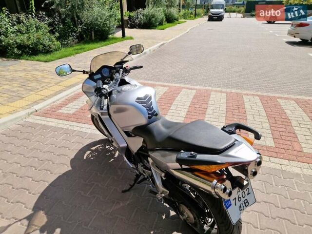 Сірий Хонда VFR 800F Interceptor, об'ємом двигуна 0.78 л та пробігом 39 тис. км за 5400 $, фото 10 на Automoto.ua
