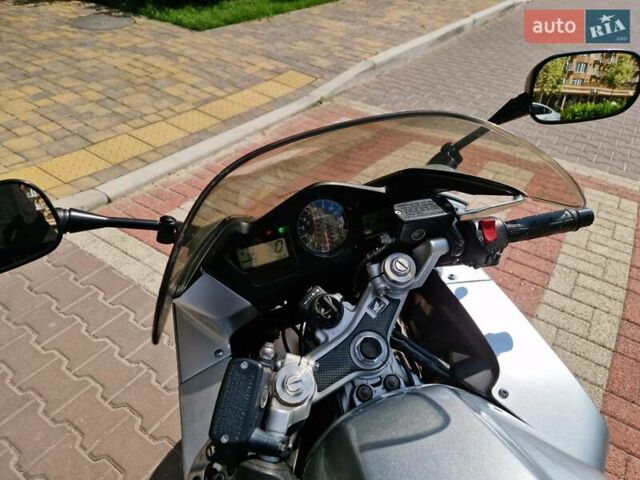 Сірий Хонда VFR 800F Interceptor, об'ємом двигуна 0.78 л та пробігом 39 тис. км за 5400 $, фото 16 на Automoto.ua