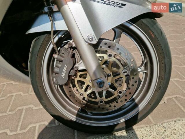 Сірий Хонда VFR 800F Interceptor, об'ємом двигуна 0.78 л та пробігом 39 тис. км за 5400 $, фото 18 на Automoto.ua