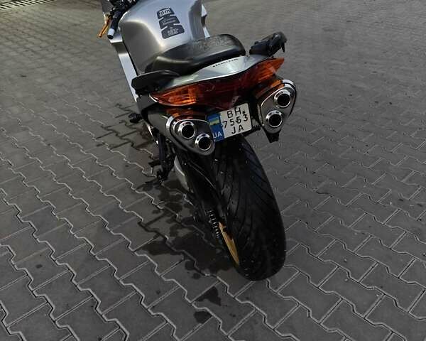Сірий Хонда VFR 800F Interceptor, об'ємом двигуна 0.8 л та пробігом 42 тис. км за 5300 $, фото 2 на Automoto.ua
