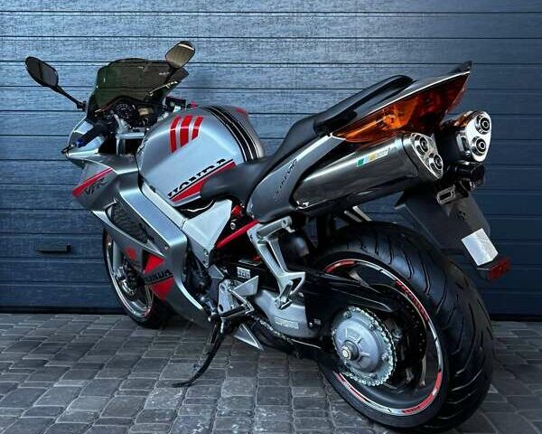 Сірий Хонда VFR 800F Interceptor, об'ємом двигуна 0.8 л та пробігом 37 тис. км за 5800 $, фото 6 на Automoto.ua