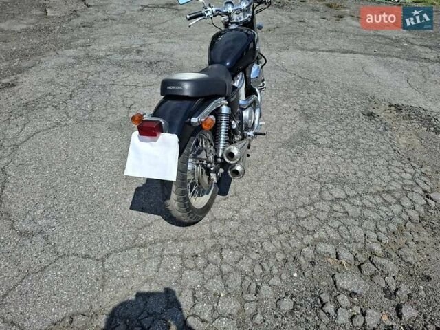 Хонда VRX 400 Roadster, объемом двигателя 0 л и пробегом 32 тыс. км за 3500 $, фото 3 на Automoto.ua