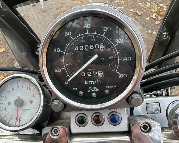 Білий Хонда VT 1100 Shadow, об'ємом двигуна 1.1 л та пробігом 49 тис. км за 5500 $, фото 3 на Automoto.ua
