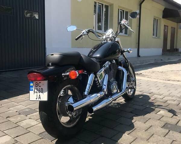 Черный Хонда VT 1100 Shadow, объемом двигателя 1.1 л и пробегом 27 тыс. км за 5300 $, фото 1 на Automoto.ua