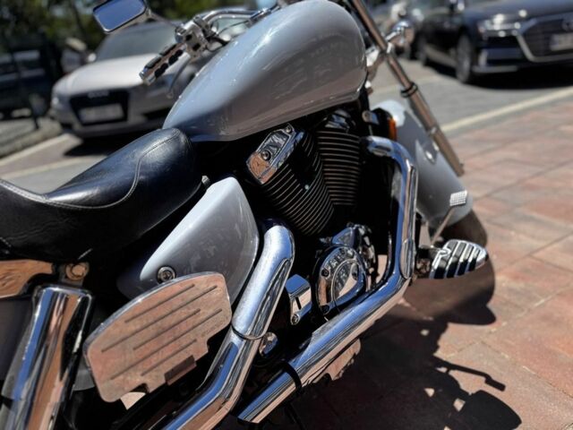 Хонда VT 1100 Shadow, объемом двигателя 0 л и пробегом 0 тыс. км за 6500 $, фото 9 на Automoto.ua