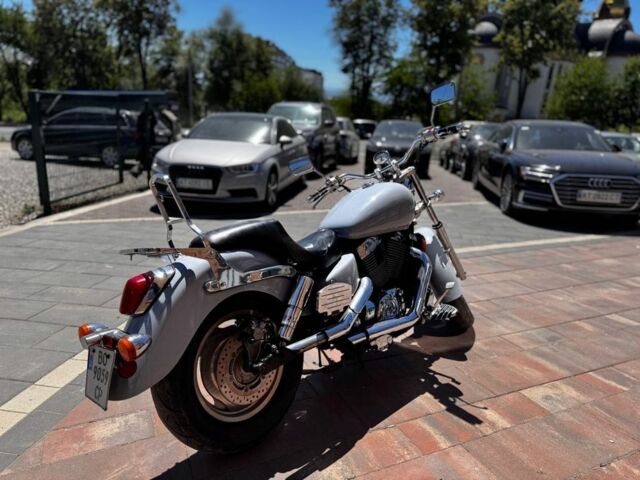 Хонда VT 1100 Shadow, объемом двигателя 0 л и пробегом 0 тыс. км за 6500 $, фото 4 на Automoto.ua