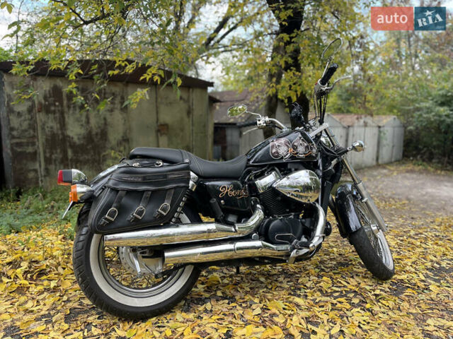 Черный Хонда VT 400S, объемом двигателя 0.4 л и пробегом 41 тыс. км за 4000 $, фото 5 на Automoto.ua