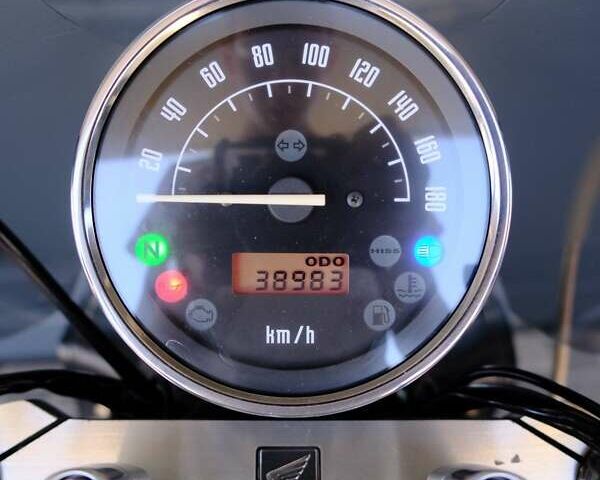 Черный Хонда VT 400S, объемом двигателя 0.4 л и пробегом 39 тыс. км за 4700 $, фото 3 на Automoto.ua