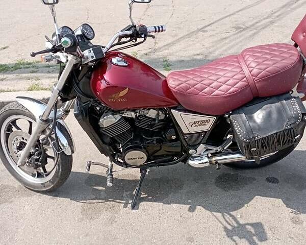 Красный Хонда VT 500C, объемом двигателя 0 л и пробегом 43 тыс. км за 3400 $, фото 5 на Automoto.ua
