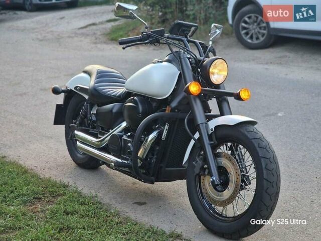 Белый Хонда VT 750C, объемом двигателя 0.75 л и пробегом 17 тыс. км за 7300 $, фото 1 на Automoto.ua