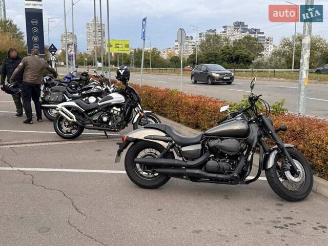 Хонда VT 750C 2014 в Киеве на Automoto.ua Серый Хонда VT 750C, объемом двигателя 0.75 л и пробегом 28 тыс. км за 6800 $, фото 3 на Automoto.ua